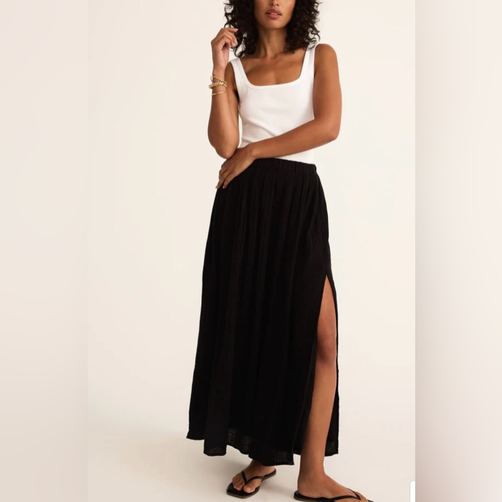 Z SUPPLY Reina Airy Skirt - Black